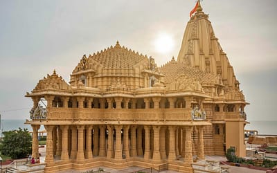 Somnath Temple – History, Darshan Timings, Aarti, How to Reach & Complete Travel Guide (2026)